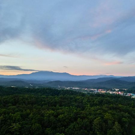 Staybridge Suites Pigeon Forge - Smoky Mtns By Ihg Bagian luar foto